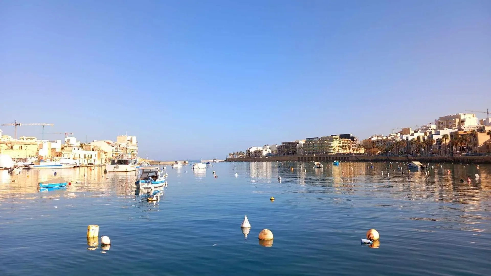 Large, 3 Bedroom Apartment In Marsascala Marsaskala