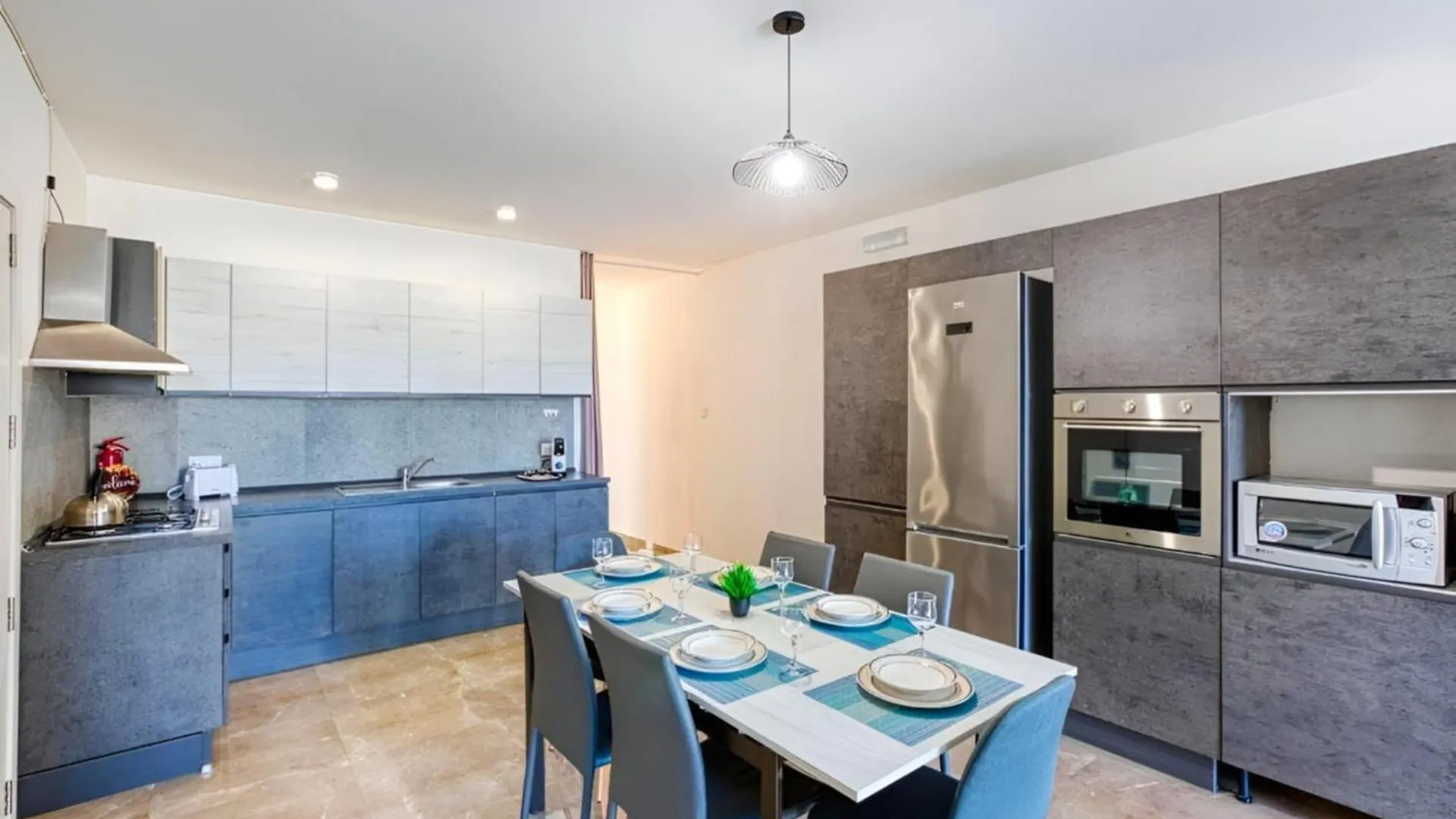 Large, 3 Bedroom Apartment In Marsascala Marsaskala