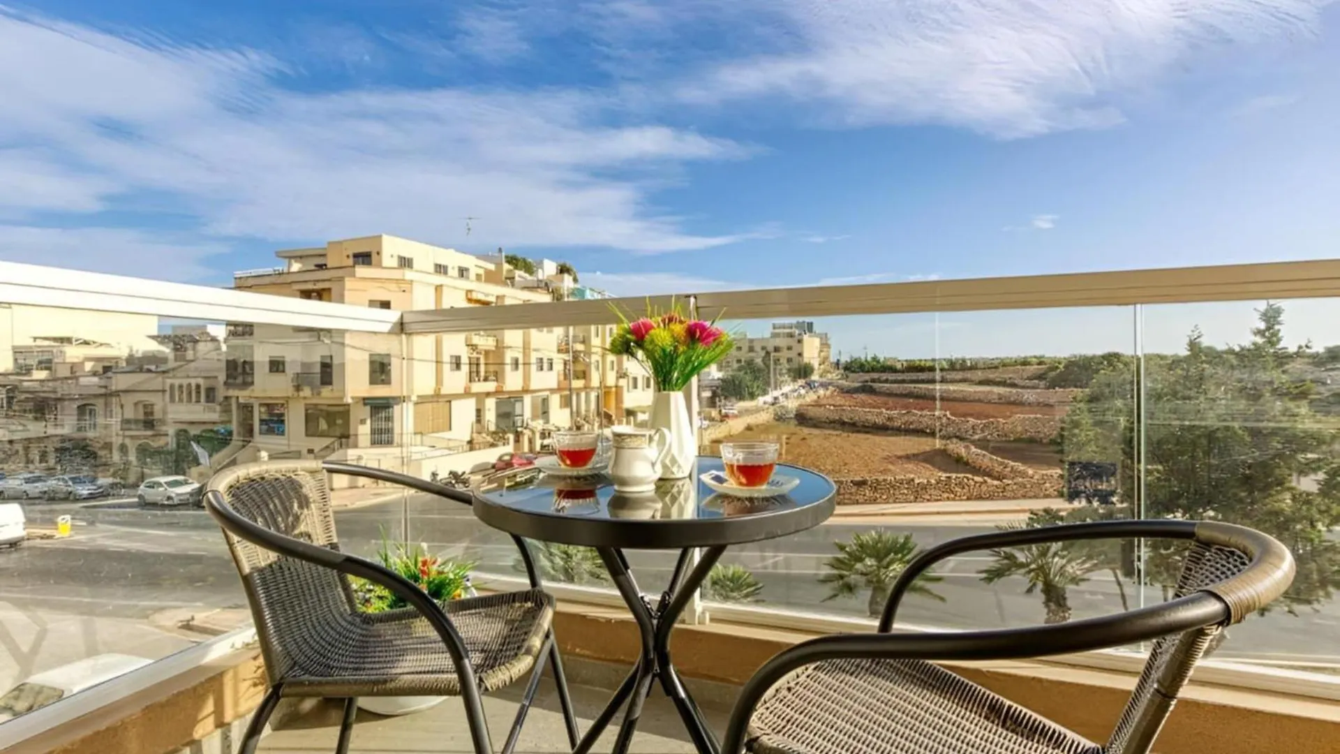 Large, 3 Bedroom Apartment In Marsascala Marsaskala